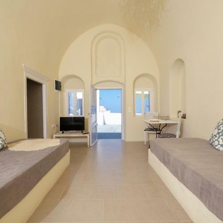 Deltami Santorini Pýrgos Exterior foto