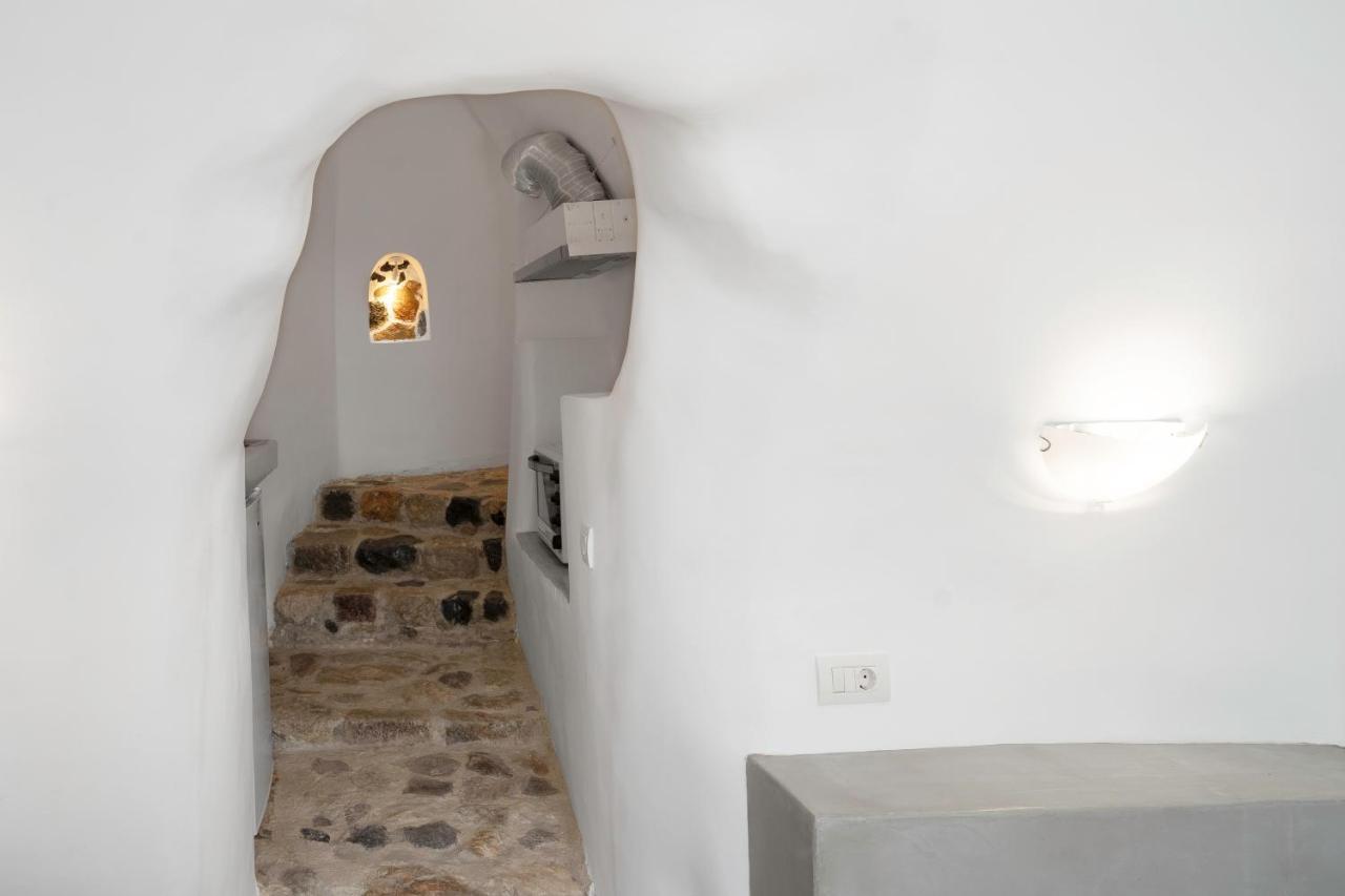 Deltami Santorini Pýrgos Exterior foto