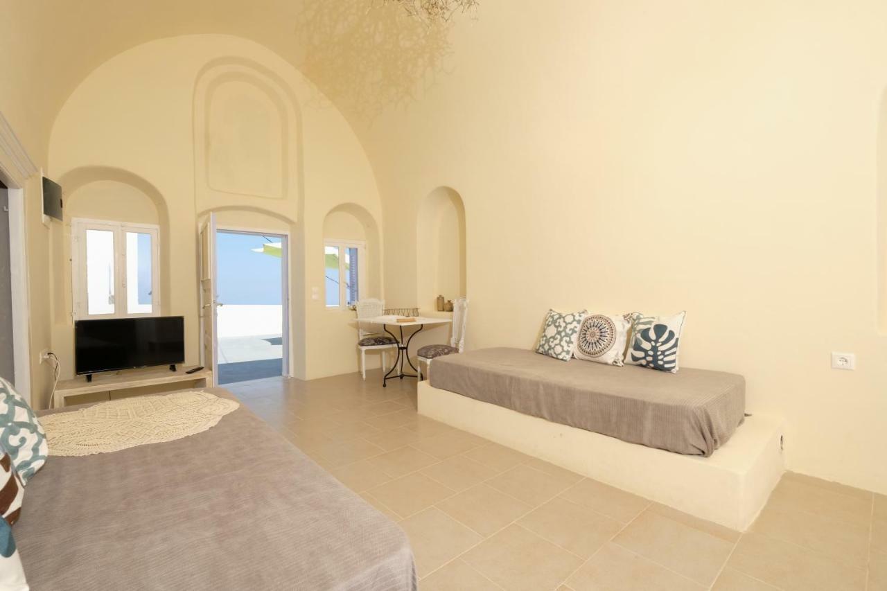 Deltami Santorini Pýrgos Exterior foto
